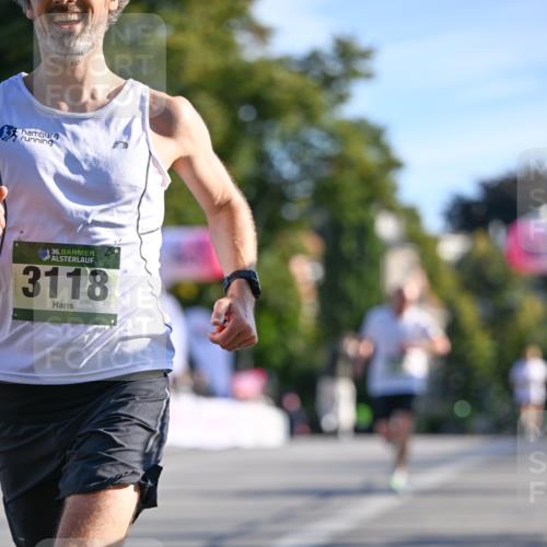 07.09.2025 - BARMER Alsterlauf Dr. Thomas Lammeyer http://msf.ph/oto/8705898 07.09.2025 09:22:24 Laufen 36, 3118, 43 meine-sportfotos.de