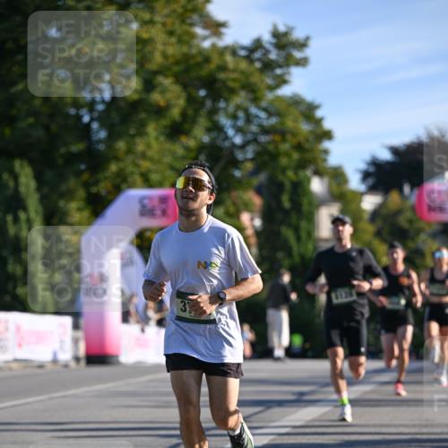 07.09.2025 - BARMER Alsterlauf Dr. Thomas Lammeyer http://msf.ph/oto/8705920 07.09.2025 09:22:32 Laufen  meine-sportfotos.de