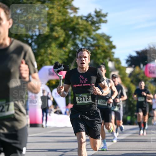 07.09.2025 - BARMER Alsterlauf Dr. Thomas Lammeyer http://msf.ph/oto/8705960 07.09.2025 09:22:40 Laufen 27, 4312 meine-sportfotos.de
