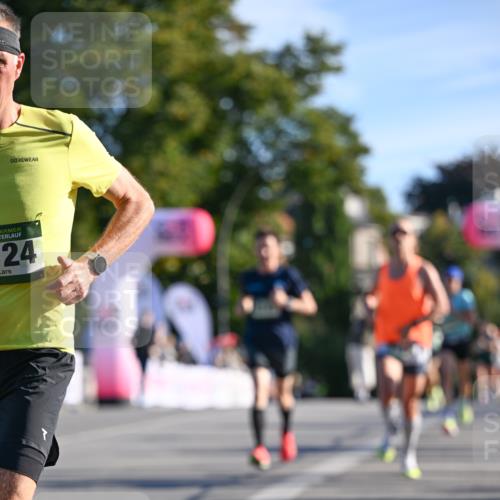 07.09.2025 - BARMER Alsterlauf Dr. Thomas Lammeyer http://msf.ph/oto/8706081 07.09.2025 09:23:00 Laufen 24 meine-sportfotos.de