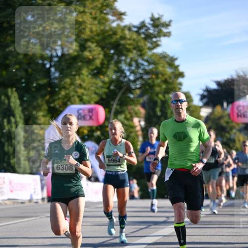 07.09.2025 - BARMER Alsterlauf Dr. Thomas Lammeyer http://msf.ph/oto/8706116 07.09.2025 09:23:08 Laufen 5964, 6308 meine-sportfotos.de