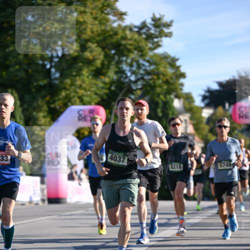 07.09.2025 - BARMER Alsterlauf Dr. Thomas Lammeyer http://msf.ph/oto/8706134 07.09.2025 09:23:11 Laufen 017, 633, 4037, 5749, 8218 meine-sportfotos.de