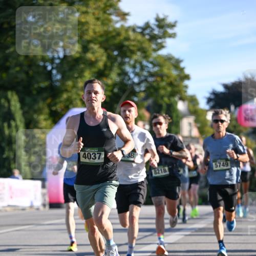 07.09.2025 - BARMER Alsterlauf Dr. Thomas Lammeyer http://msf.ph/oto/8706136 07.09.2025 09:23:12 Laufen 4037, 8218, 5749 meine-sportfotos.de