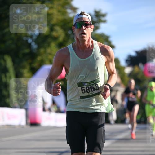 07.09.2025 - BARMER Alsterlauf Dr. Thomas Lammeyer http://msf.ph/oto/8706184 07.09.2025 09:23:21 Laufen 1036, 5863 meine-sportfotos.de