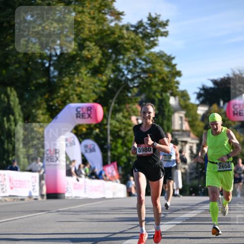 07.09.2025 - BARMER Alsterlauf Dr. Thomas Lammeyer http://msf.ph/oto/8706190 07.09.2025 09:23:23 Laufen 7510, 5980, 54, 2658 meine-sportfotos.de