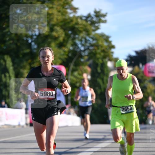 07.09.2025 - BARMER Alsterlauf Dr. Thomas Lammeyer http://msf.ph/oto/8706198 07.09.2025 09:23:24 Laufen 36, 5980, 2658 meine-sportfotos.de