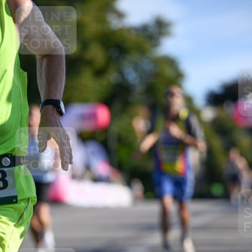 07.09.2025 - BARMER Alsterlauf Dr. Thomas Lammeyer http://msf.ph/oto/8706209 07.09.2025 09:23:26 Laufen  meine-sportfotos.de