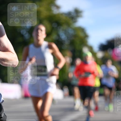 07.09.2025 - BARMER Alsterlauf Dr. Thomas Lammeyer http://msf.ph/oto/8706251 07.09.2025 09:23:37 Laufen  meine-sportfotos.de