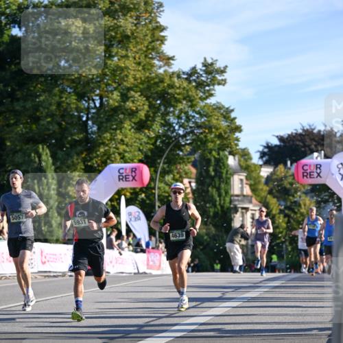 07.09.2025 - BARMER Alsterlauf Dr. Thomas Lammeyer http://msf.ph/oto/8706287 07.09.2025 09:23:45 Laufen 5057, 5931, 4639, 64, 4911 meine-sportfotos.de