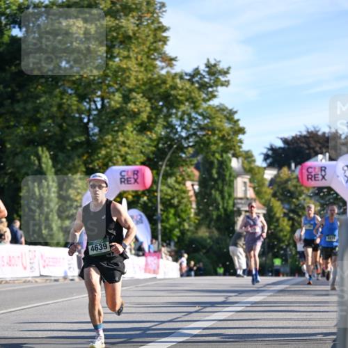 07.09.2025 - BARMER Alsterlauf Dr. Thomas Lammeyer http://msf.ph/oto/8706295 07.09.2025 09:23:47 Laufen 4639, 8 meine-sportfotos.de
