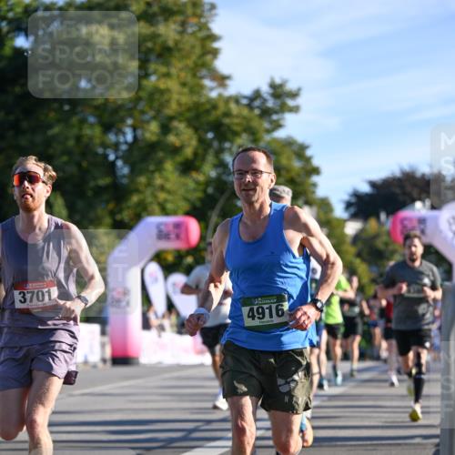 07.09.2025 - BARMER Alsterlauf Dr. Thomas Lammeyer http://msf.ph/oto/8706316 07.09.2025 09:23:52 Laufen 3701, 4916 meine-sportfotos.de