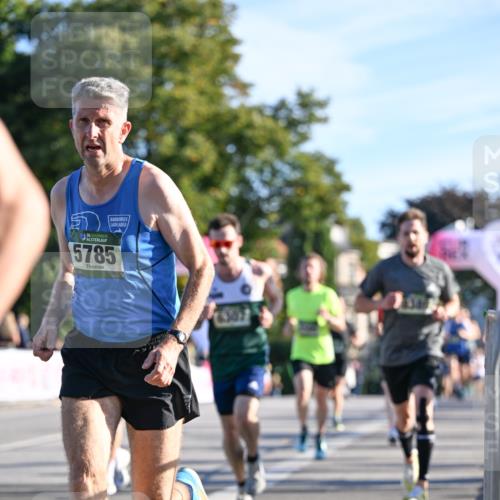 07.09.2025 - BARMER Alsterlauf Dr. Thomas Lammeyer http://msf.ph/oto/8706325 07.09.2025 09:23:53 Laufen 36, 5785, 6307 meine-sportfotos.de