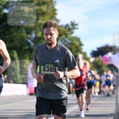 07.09.2025 - BARMER Alsterlauf Dr. Thomas Lammeyer http://msf.ph/oto/8706335 07.09.2025 09:23:54 Laufen 36, 8389 meine-sportfotos.de