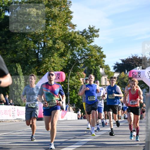 07.09.2025 - BARMER Alsterlauf Dr. Thomas Lammeyer http://msf.ph/oto/8706359 07.09.2025 09:23:58 Laufen 4447, 5526, 6315, 6212, 4747, 2680, 2677 meine-sportfotos.de