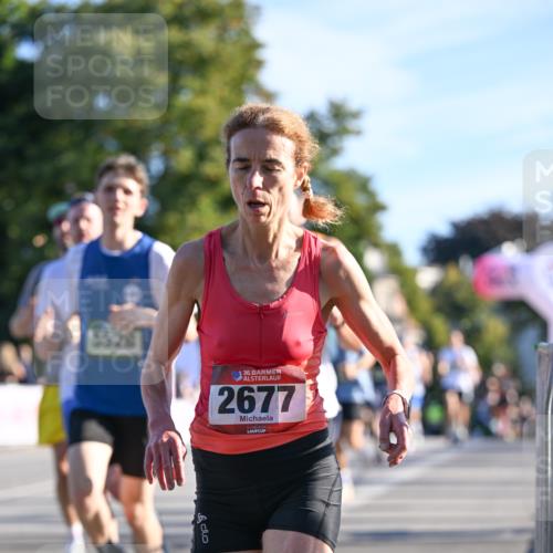 07.09.2025 - BARMER Alsterlauf Dr. Thomas Lammeyer http://msf.ph/oto/8706378 07.09.2025 09:24:01 Laufen 5526, 36, 2677, 800 meine-sportfotos.de