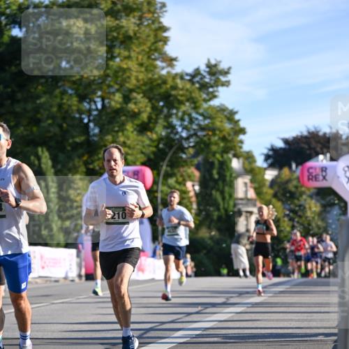 07.09.2025 - BARMER Alsterlauf Dr. Thomas Lammeyer http://msf.ph/oto/8706408 07.09.2025 09:24:06 Laufen  meine-sportfotos.de