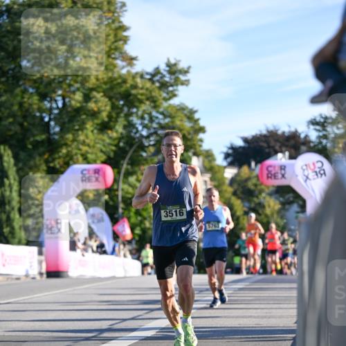 07.09.2025 - BARMER Alsterlauf Dr. Thomas Lammeyer http://msf.ph/oto/8706480 07.09.2025 09:24:21 Laufen 3516, 5763, 5, 8938 meine-sportfotos.de