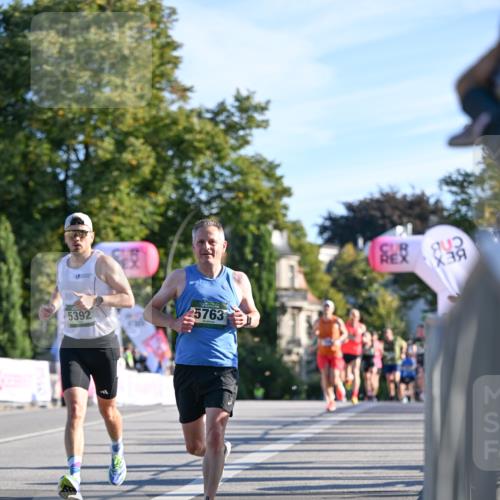 07.09.2025 - BARMER Alsterlauf Dr. Thomas Lammeyer http://msf.ph/oto/8706488 07.09.2025 09:24:23 Laufen 5392, 25763 meine-sportfotos.de