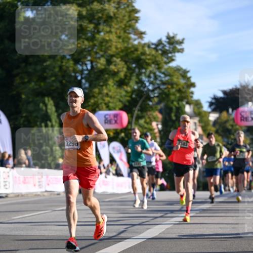 07.09.2025 - BARMER Alsterlauf Dr. Thomas Lammeyer http://msf.ph/oto/8706505 07.09.2025 09:24:29 Laufen 3290 meine-sportfotos.de