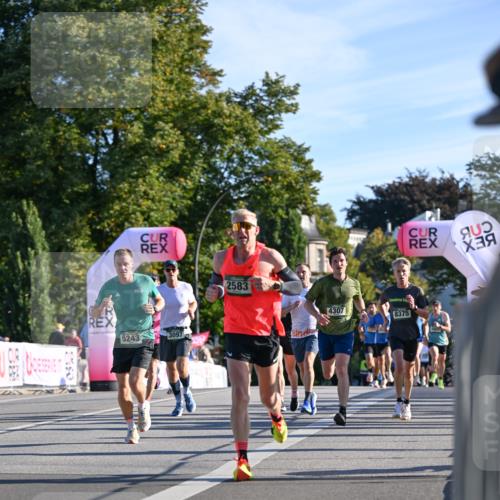 07.09.2025 - BARMER Alsterlauf Dr. Thomas Lammeyer http://msf.ph/oto/8706507 07.09.2025 09:24:30 Laufen 5243, 3097, 2583, 4307, 8375 meine-sportfotos.de