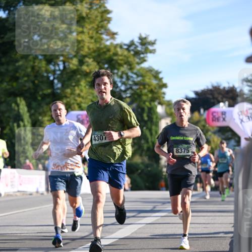 07.09.2025 - BARMER Alsterlauf Dr. Thomas Lammeyer http://msf.ph/oto/8706522 07.09.2025 09:24:32 Laufen 4307, 8375, 39 meine-sportfotos.de