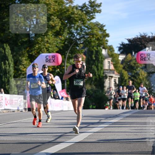 07.09.2025 - BARMER Alsterlauf Dr. Thomas Lammeyer http://msf.ph/oto/8706571 07.09.2025 09:24:42 Laufen 3597, 3906, 54 meine-sportfotos.de
