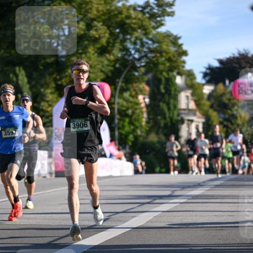 07.09.2025 - BARMER Alsterlauf Dr. Thomas Lammeyer http://msf.ph/oto/8706579 07.09.2025 09:24:43 Laufen 3597, 3906 meine-sportfotos.de