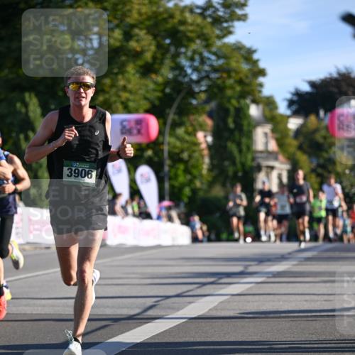 07.09.2025 - BARMER Alsterlauf Dr. Thomas Lammeyer http://msf.ph/oto/8706582 07.09.2025 09:24:44 Laufen 3906 meine-sportfotos.de
