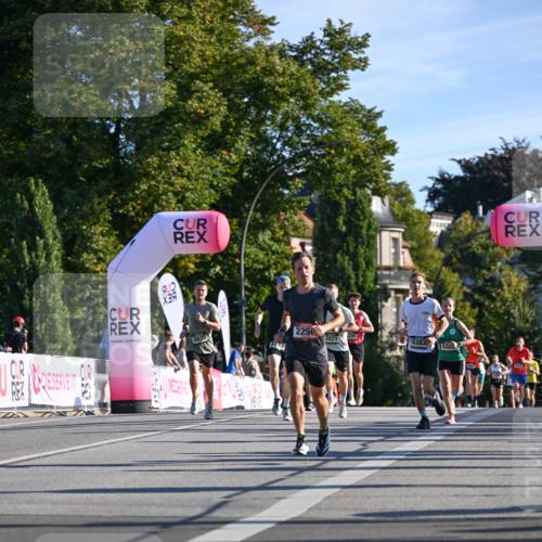 07.09.2025 - BARMER Alsterlauf Dr. Thomas Lammeyer http://msf.ph/oto/8706584 07.09.2025 09:24:48 Laufen 2250, 5635, 2871, 281, 4383, 630 meine-sportfotos.de