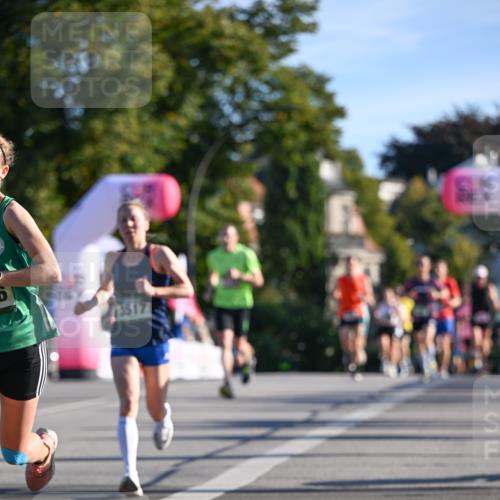 07.09.2025 - BARMER Alsterlauf Dr. Thomas Lammeyer http://msf.ph/oto/8706613 07.09.2025 09:24:53 Laufen 3517 meine-sportfotos.de