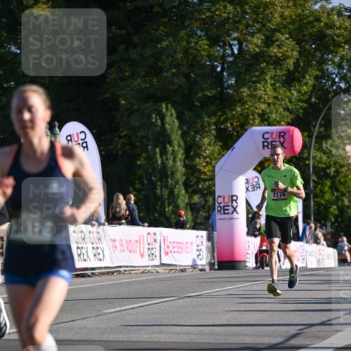07.09.2025 - BARMER Alsterlauf Dr. Thomas Lammeyer http://msf.ph/oto/8706622 07.09.2025 09:24:54 Laufen 2176 meine-sportfotos.de