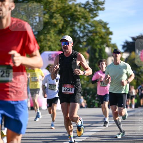 07.09.2025 - BARMER Alsterlauf Dr. Thomas Lammeyer http://msf.ph/oto/8706655 07.09.2025 09:25:01 Laufen 125, 6013, 2231 meine-sportfotos.de