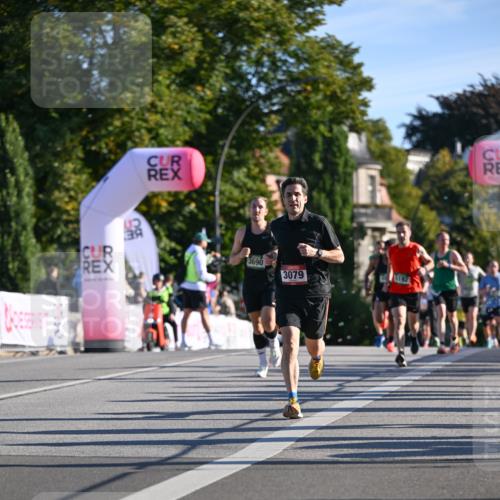 07.09.2025 - BARMER Alsterlauf Dr. Thomas Lammeyer http://msf.ph/oto/8706727 07.09.2025 09:25:16 Laufen 3690, 3079 meine-sportfotos.de