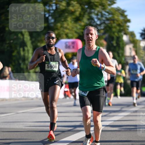 07.09.2025 - BARMER Alsterlauf Dr. Thomas Lammeyer http://msf.ph/oto/8706766 07.09.2025 09:25:23 Laufen 5906 meine-sportfotos.de