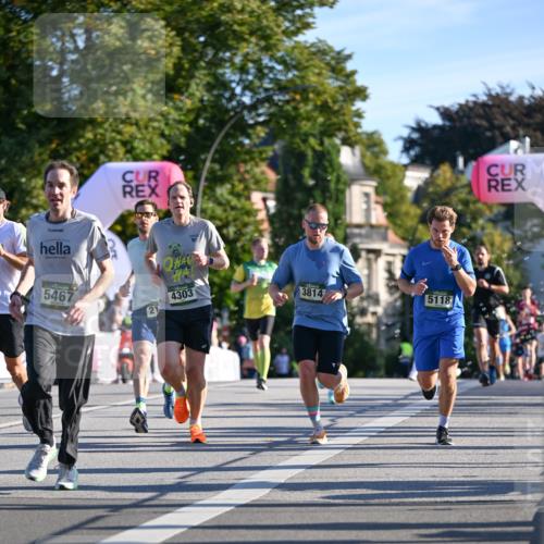 07.09.2025 - BARMER Alsterlauf Dr. Thomas Lammeyer http://msf.ph/oto/8706774 07.09.2025 09:25:24 Laufen 5467, 4303, 3814, 5118 meine-sportfotos.de
