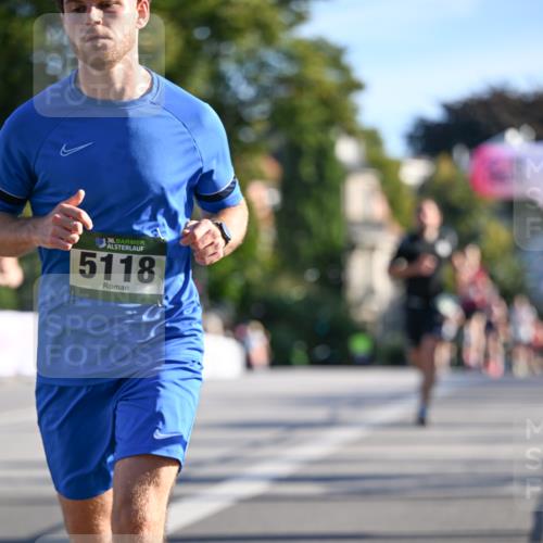 07.09.2025 - BARMER Alsterlauf Dr. Thomas Lammeyer http://msf.ph/oto/8706795 07.09.2025 09:25:28 Laufen 36, 5118 meine-sportfotos.de
