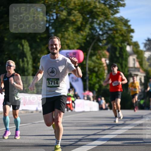 07.09.2025 - BARMER Alsterlauf Dr. Thomas Lammeyer http://msf.ph/oto/8706840 07.09.2025 09:25:41 Laufen 5714 meine-sportfotos.de