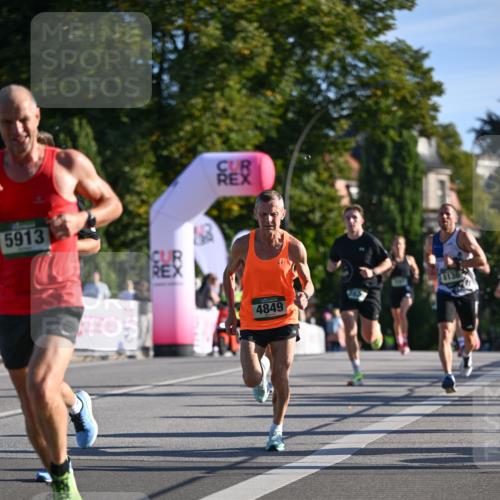 07.09.2025 - BARMER Alsterlauf Dr. Thomas Lammeyer http://msf.ph/oto/8706893 07.09.2025 09:25:51 Laufen 5913, 4849, 8136 meine-sportfotos.de