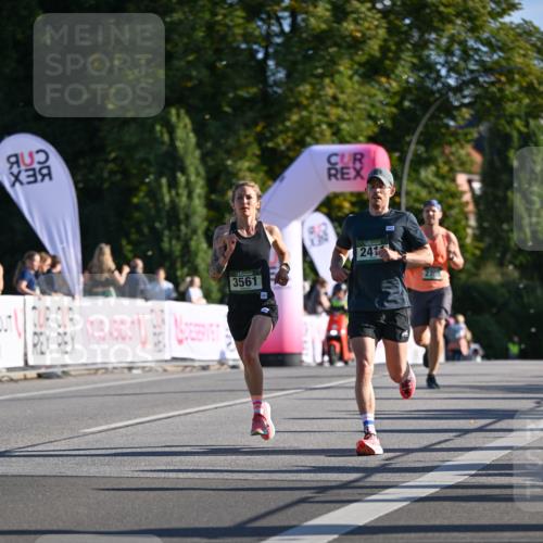 07.09.2025 - BARMER Alsterlauf Dr. Thomas Lammeyer http://msf.ph/oto/8706917 07.09.2025 09:25:55 Laufen 3561, 24, 2705 meine-sportfotos.de