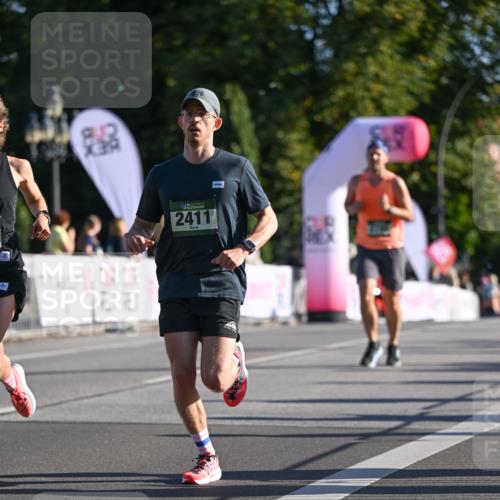07.09.2025 - BARMER Alsterlauf Dr. Thomas Lammeyer http://msf.ph/oto/8706926 07.09.2025 09:25:57 Laufen 2411 meine-sportfotos.de