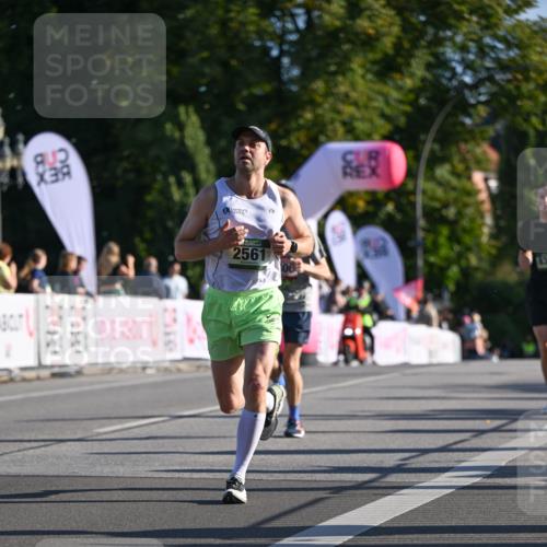 07.09.2025 - BARMER Alsterlauf Dr. Thomas Lammeyer http://msf.ph/oto/8706943 07.09.2025 09:26:00 Laufen 2561 meine-sportfotos.de