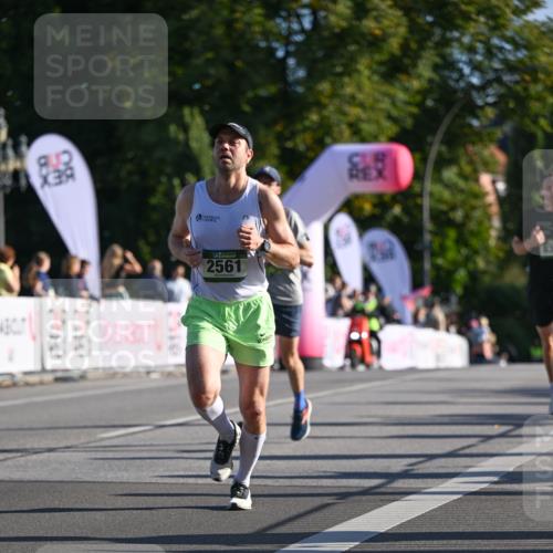 07.09.2025 - BARMER Alsterlauf Dr. Thomas Lammeyer http://msf.ph/oto/8706944 07.09.2025 09:26:00 Laufen 812, 2561 meine-sportfotos.de