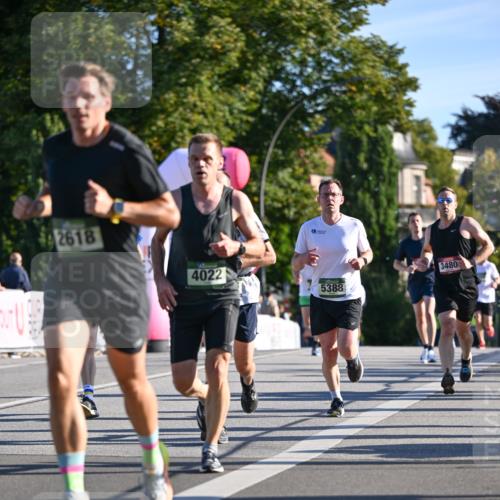 07.09.2025 - BARMER Alsterlauf Dr. Thomas Lammeyer http://msf.ph/oto/8707062 07.09.2025 09:26:23 Laufen 2618, 4022, 3480, 5388 meine-sportfotos.de
