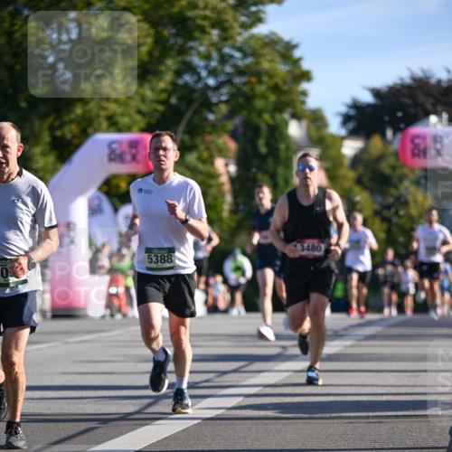 07.09.2025 - BARMER Alsterlauf Dr. Thomas Lammeyer http://msf.ph/oto/8707069 07.09.2025 09:26:24 Laufen 40, 3480, 5388 meine-sportfotos.de