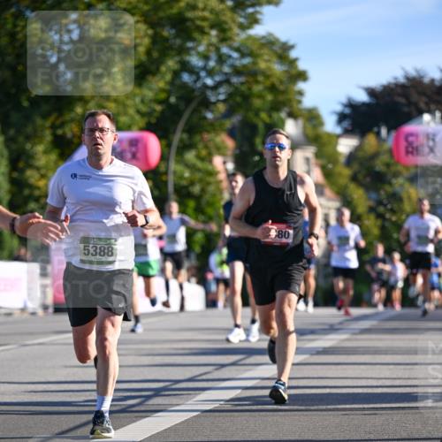 07.09.2025 - BARMER Alsterlauf Dr. Thomas Lammeyer http://msf.ph/oto/8707072 07.09.2025 09:26:24 Laufen 5388, 80 meine-sportfotos.de