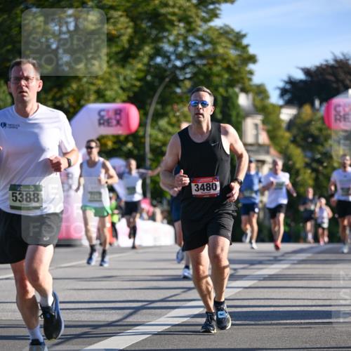 07.09.2025 - BARMER Alsterlauf Dr. Thomas Lammeyer http://msf.ph/oto/8707074 07.09.2025 09:26:25 Laufen 475, 5388, 3480 meine-sportfotos.de