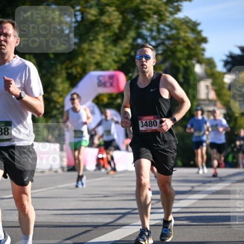 07.09.2025 - BARMER Alsterlauf Dr. Thomas Lammeyer http://msf.ph/oto/8707077 07.09.2025 09:26:25 Laufen 38, 3480 meine-sportfotos.de