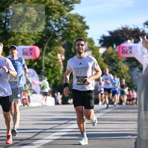 07.09.2025 - BARMER Alsterlauf Dr. Thomas Lammeyer http://msf.ph/oto/8707096 07.09.2025 09:26:30 Laufen 2191, 605 meine-sportfotos.de