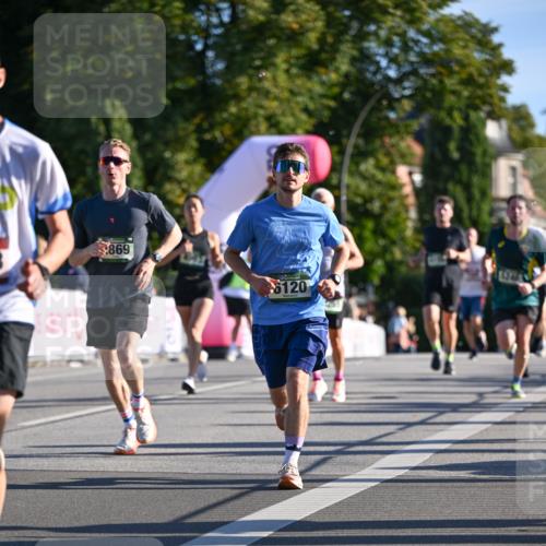 07.09.2025 - BARMER Alsterlauf Dr. Thomas Lammeyer http://msf.ph/oto/8707131 07.09.2025 09:26:36 Laufen 3869, 6120 meine-sportfotos.de