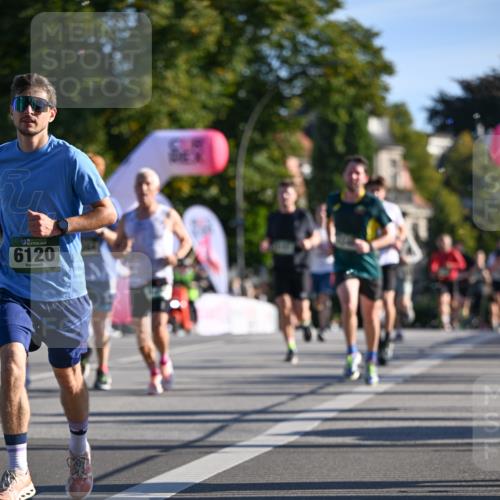 07.09.2025 - BARMER Alsterlauf Dr. Thomas Lammeyer http://msf.ph/oto/8707138 07.09.2025 09:26:37 Laufen 6120 meine-sportfotos.de